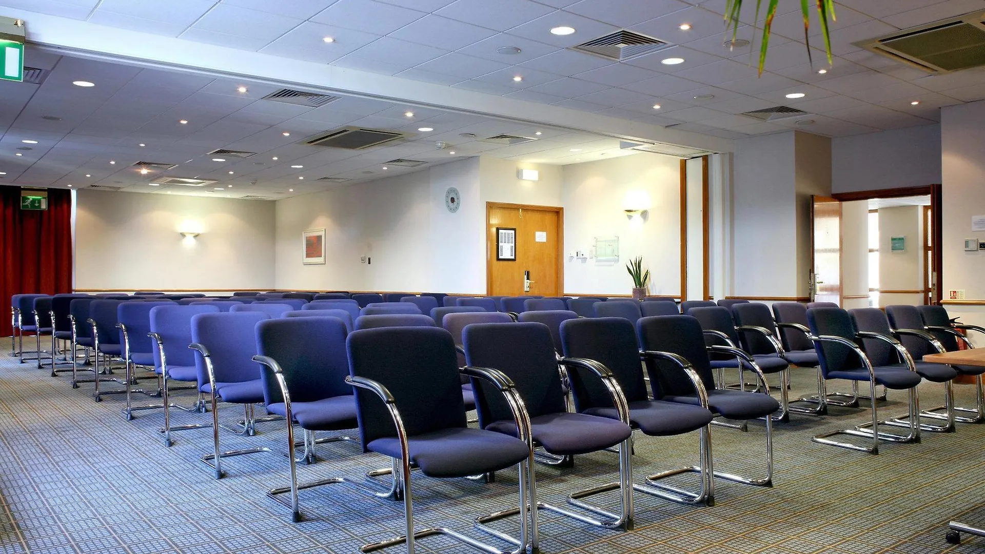 Holiday Inn Express Edinburgh City West By Ihg 3*,  Birleşik Krallık