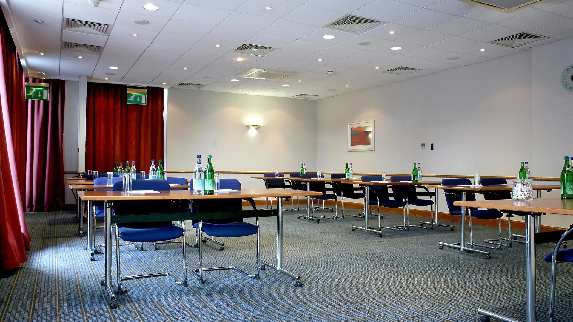 Holiday Inn Express Edinburgh City West By Ihg Otel