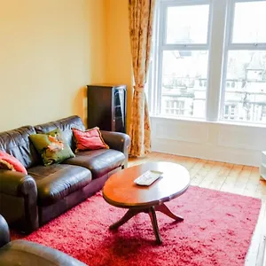 Newly Furnished 2 Bedroom On Leith Walk Edimburgo
