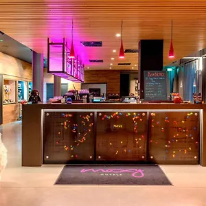 Moxy Excel 4* Londres