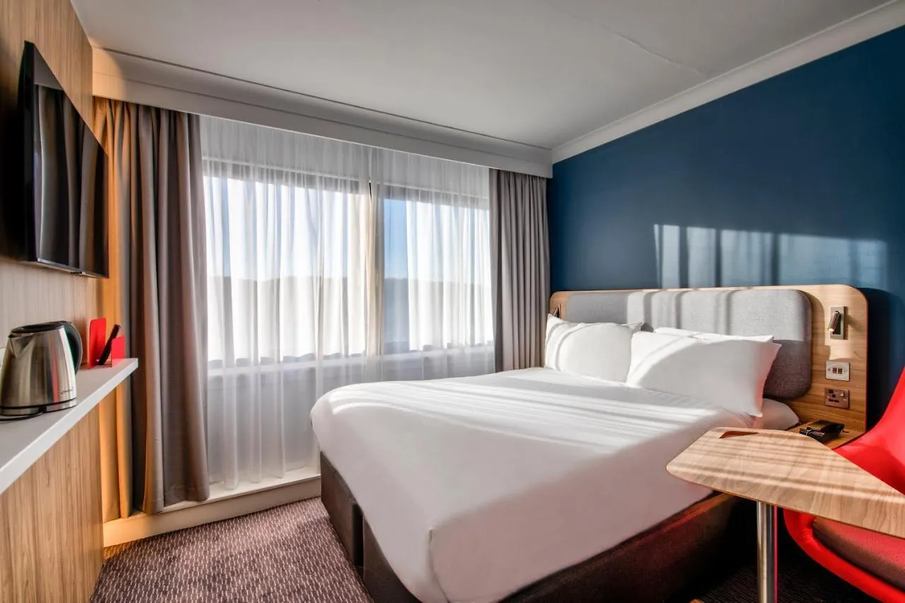 Szálloda Holiday Inn Express Edinburgh City West By Ihg