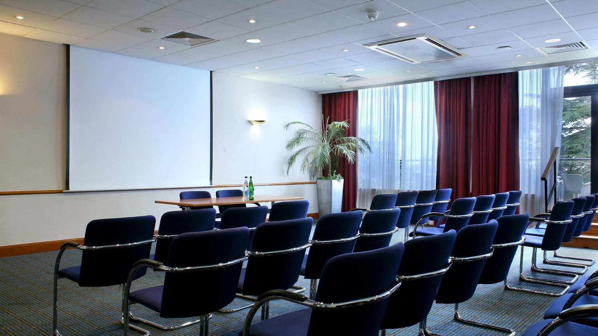 Szálloda Holiday Inn Express Edinburgh City West By Ihg
